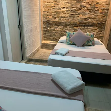 Habitación en casa particular Manga Bueno Bonito Y Barato Cartagena