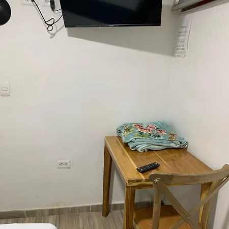 Manga Bueno Bonito Y Barato Homestay Cartagena